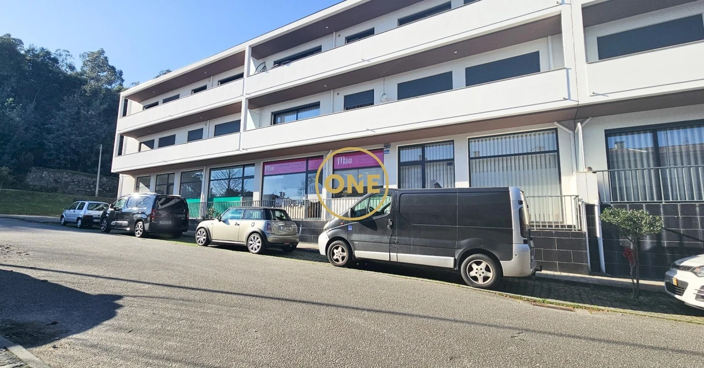 Loja para Venda em Landim Foto 3