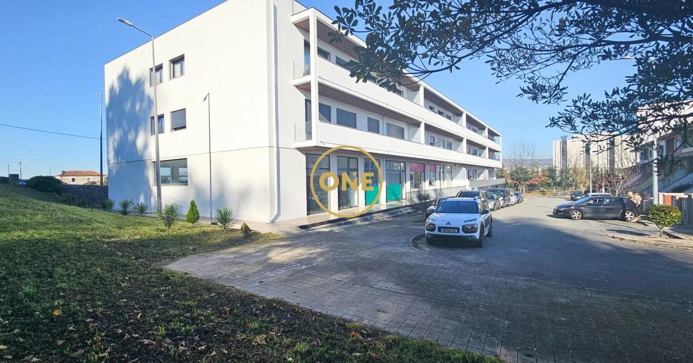 Loja para Venda em Landim Foto 2