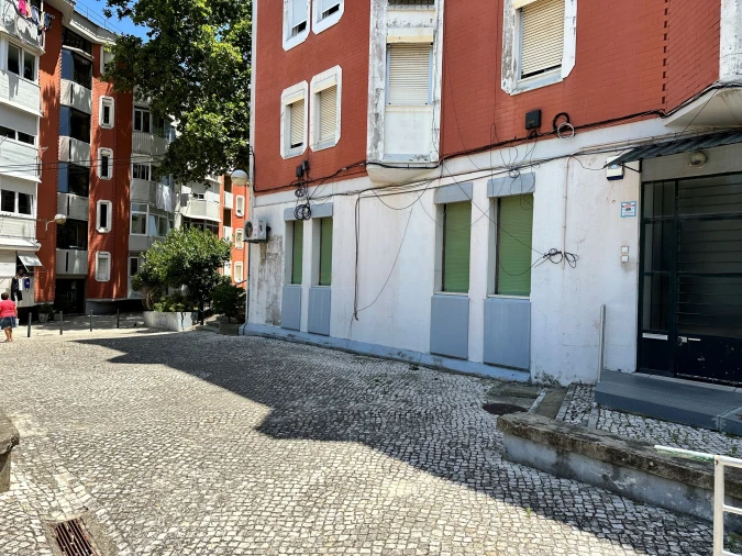 Negócio para Venda em Olivais Foto 37