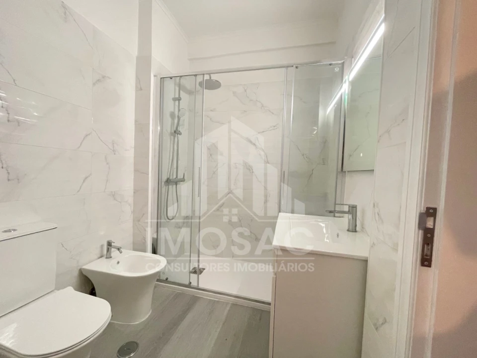 Apartamento T3 para Venda em Loures Foto 6