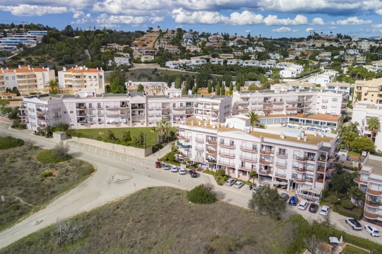 Apartamento T1 para Venda em Luz Foto 23
