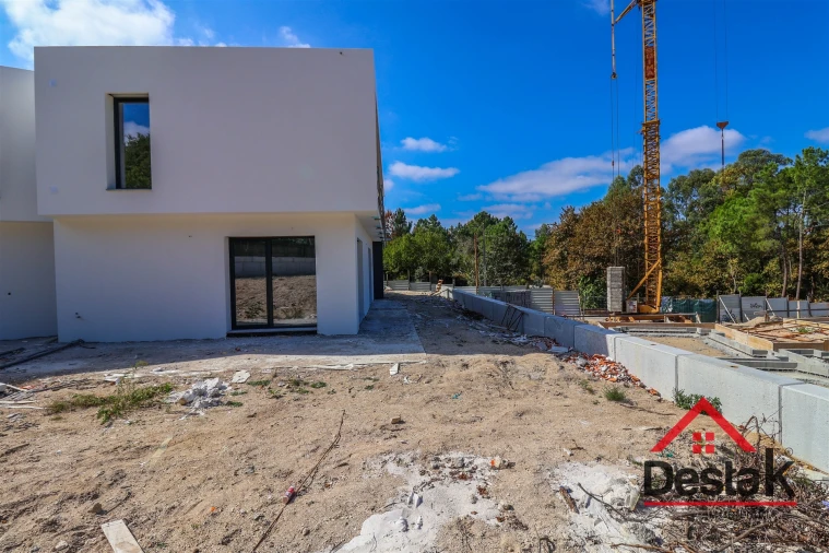 Moradia T3 para Venda em São João de Lourosa Foto 19