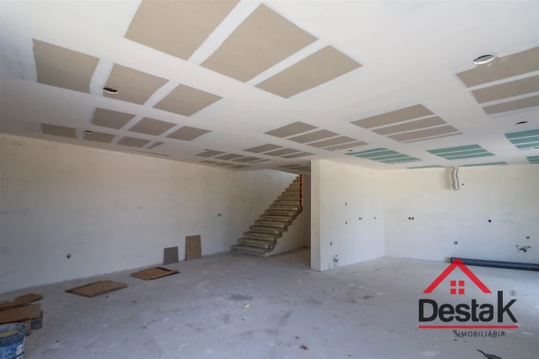 Moradia T3 para Venda em São João de Lourosa Foto 10