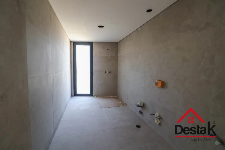 Moradia T3 para Venda em São João de Lourosa Foto 13