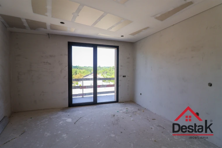 Moradia T3 para Venda em São João de Lourosa Foto 14