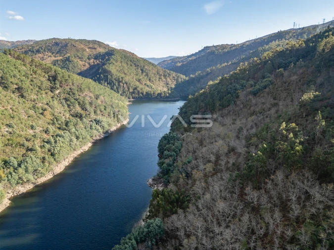 Terreno para Venda em Louredo Foto 12