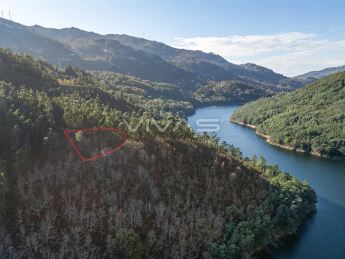 Terreno para Venda em Louredo Foto 3