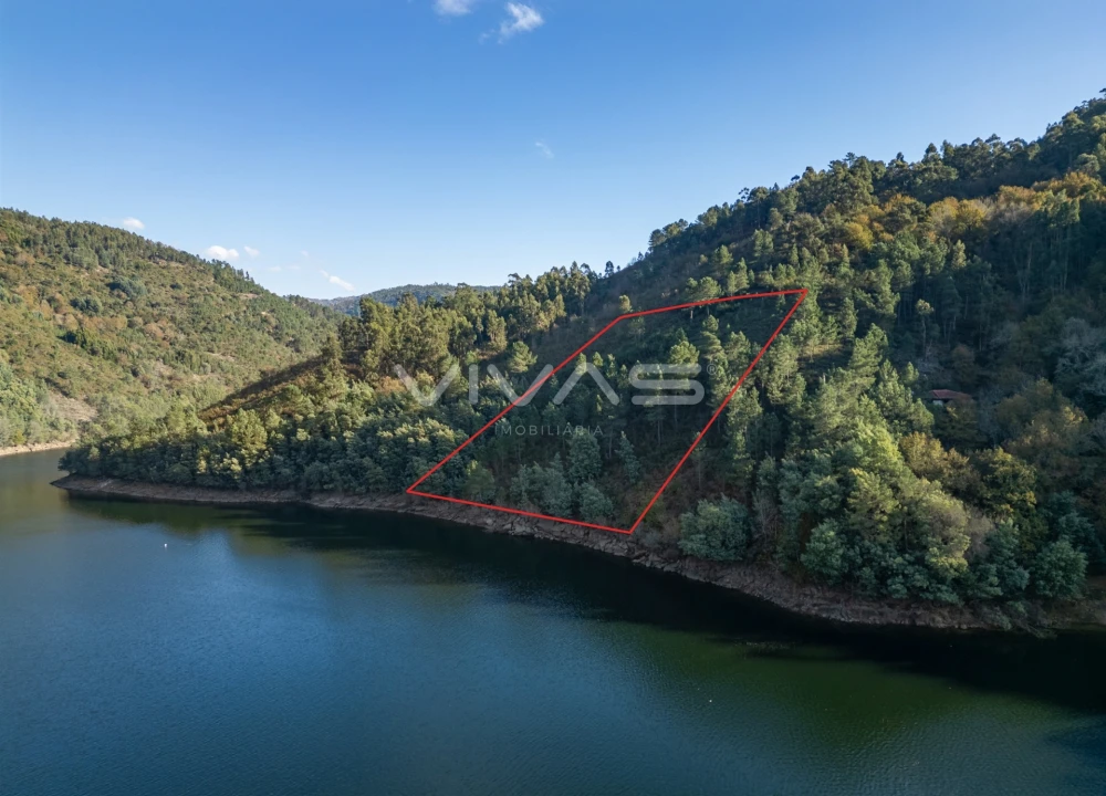 Terreno para Venda em Louredo Foto 6