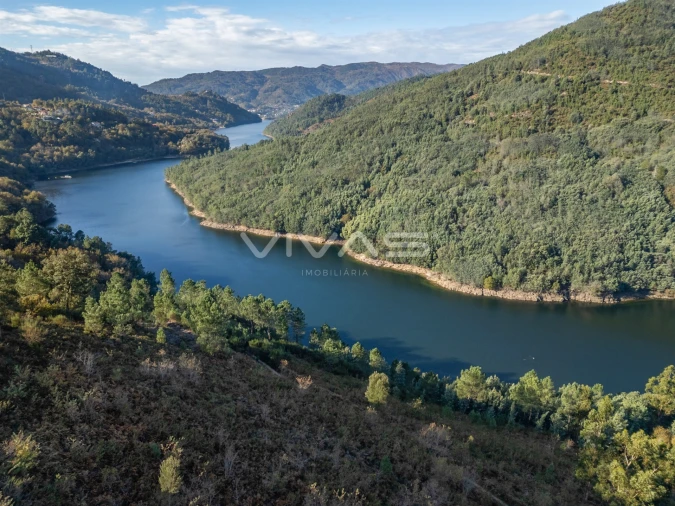 Terreno para Venda em Louredo Foto 18