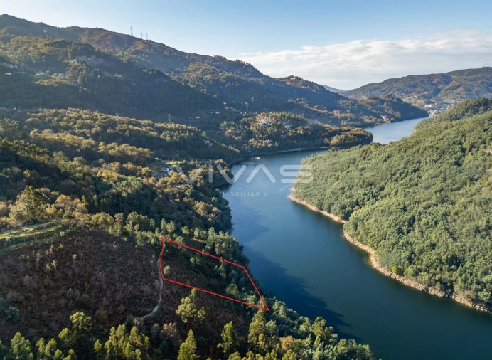 Terreno para Venda em Louredo Foto 4