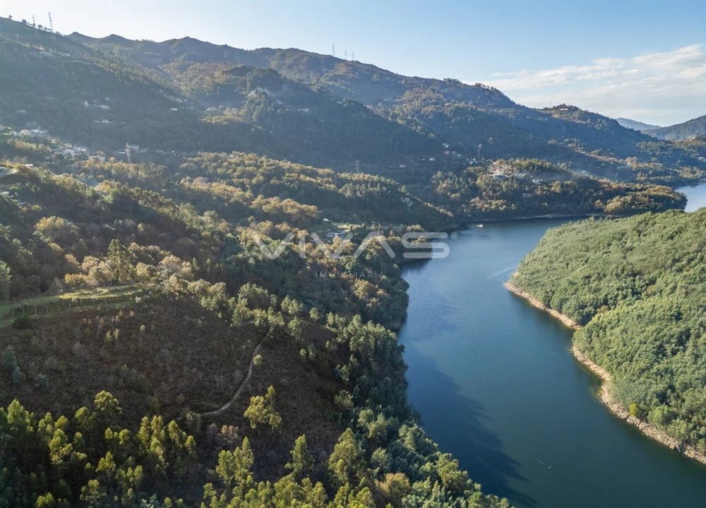 Terreno para Venda em Louredo Foto 9