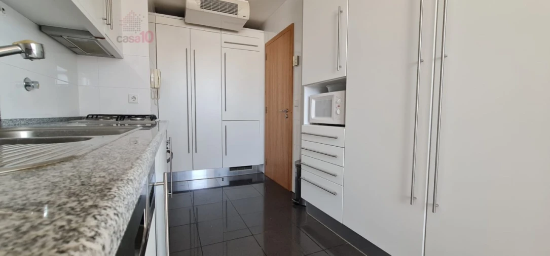 Apartamento T2 para Venda em Parque das Nações Foto 10