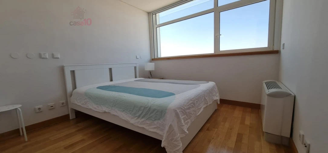 Apartamento T2 para Venda em Parque das Nações Foto 13