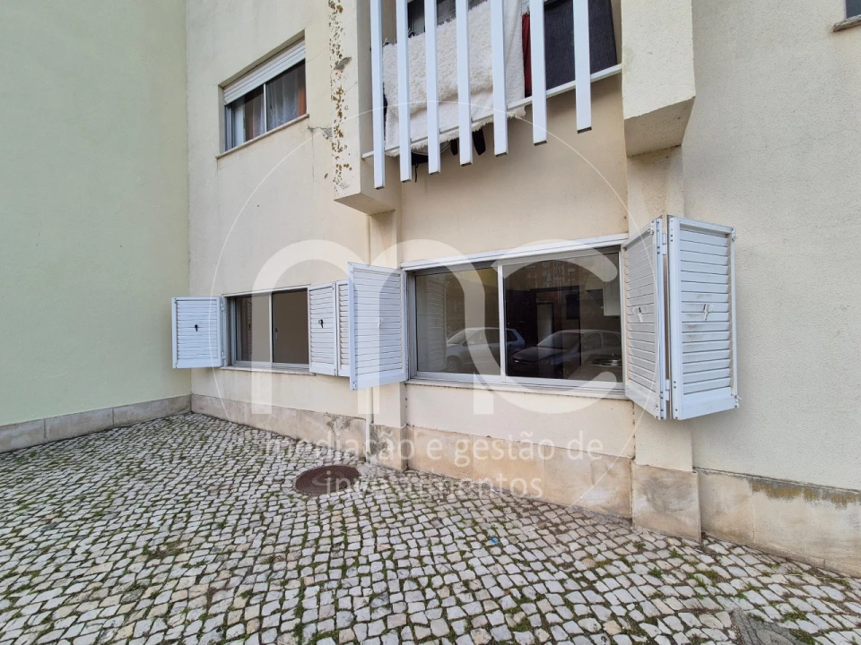 Apartamento T3 para Venda em Loures Foto 27