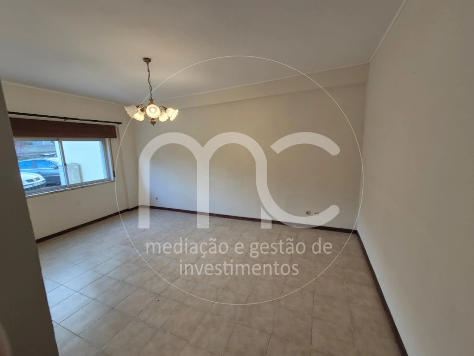 Apartamento T3 para Venda em Loures Foto 2