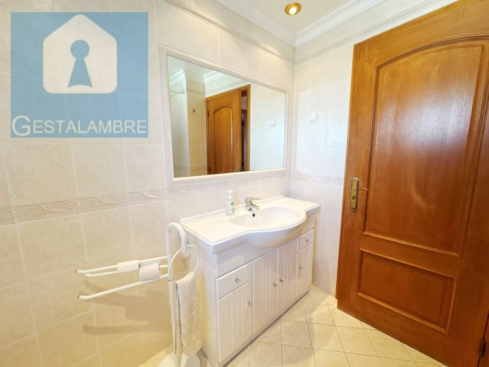 Apartamento T3 para Venda em Albufeira e Olhos de Água Foto 13