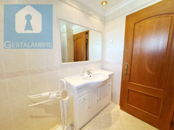 Apartamento T3 para Venda em Albufeira e Olhos de Água Foto 13