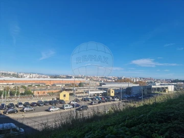Apartamento T1 para Venda em Águas Livres