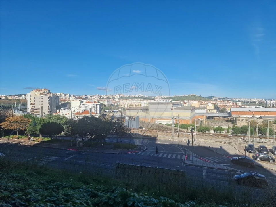 Apartamento T1 para Venda em Águas Livres Foto 9