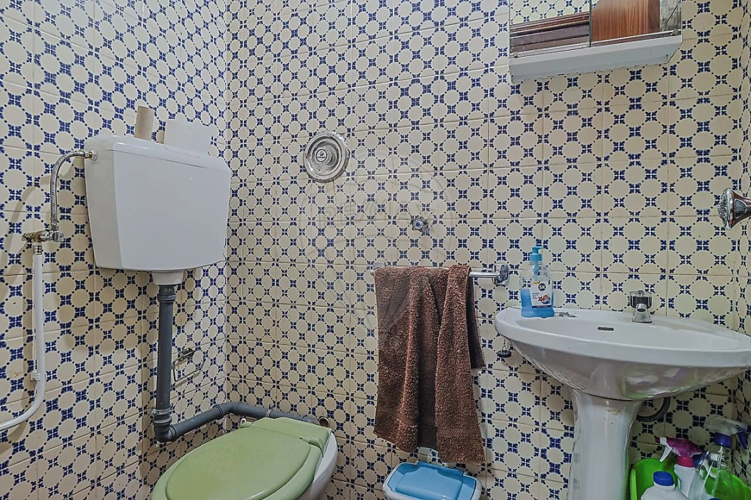 Loja para Arrendamento em Eiras e São Paulo de Frades Foto 5