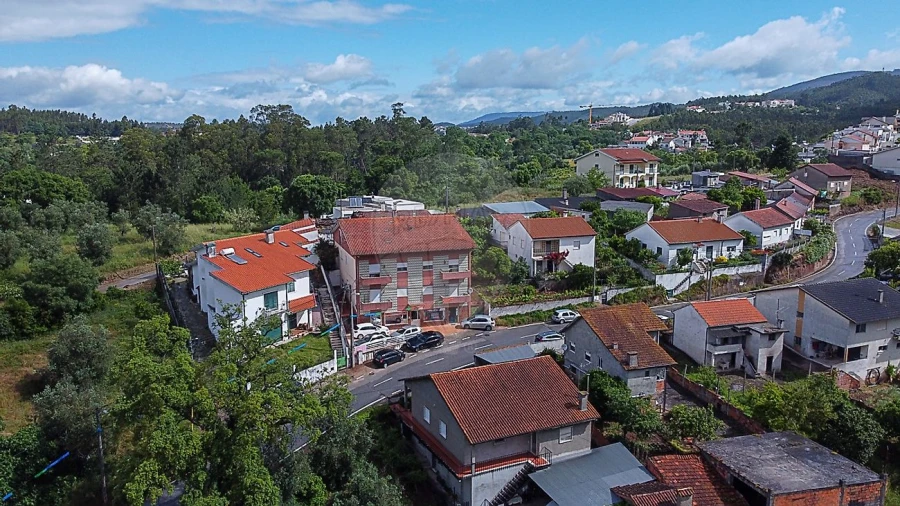 Loja para Arrendamento em Eiras e São Paulo de Frades Foto 3