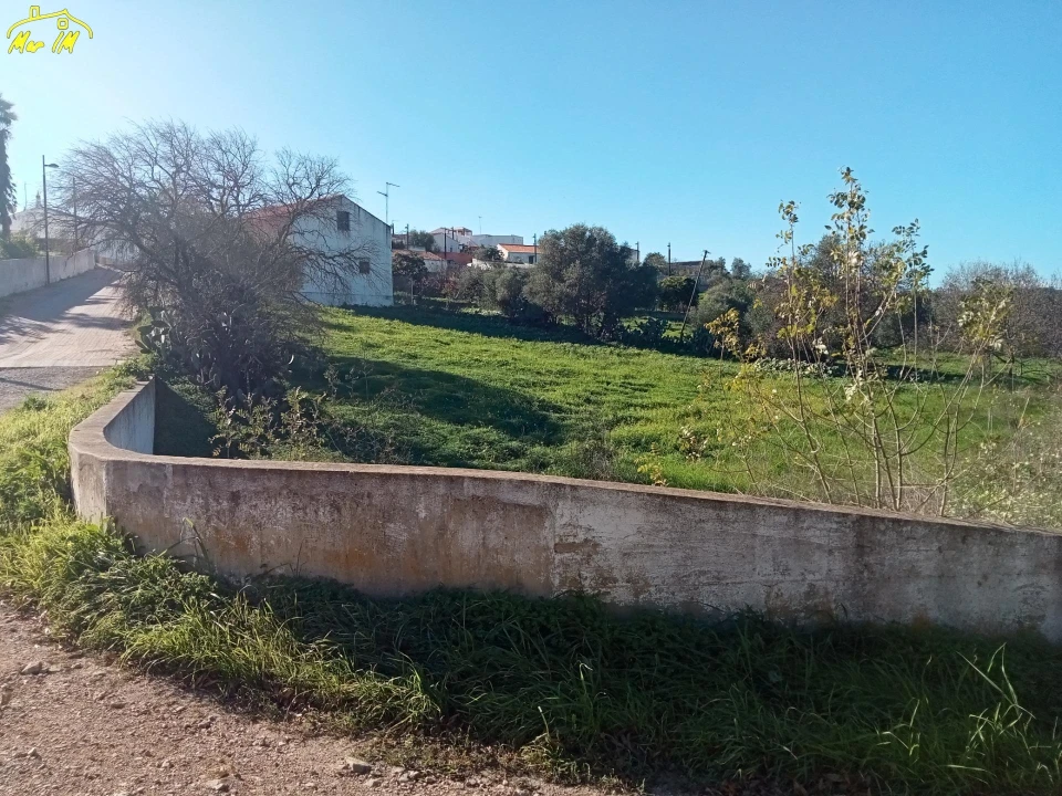 Terreno para Venda em Azinhal Foto 1