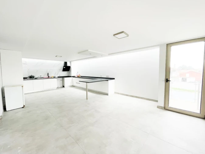 Moradia T3 para Venda em Argoncilhe Foto 20