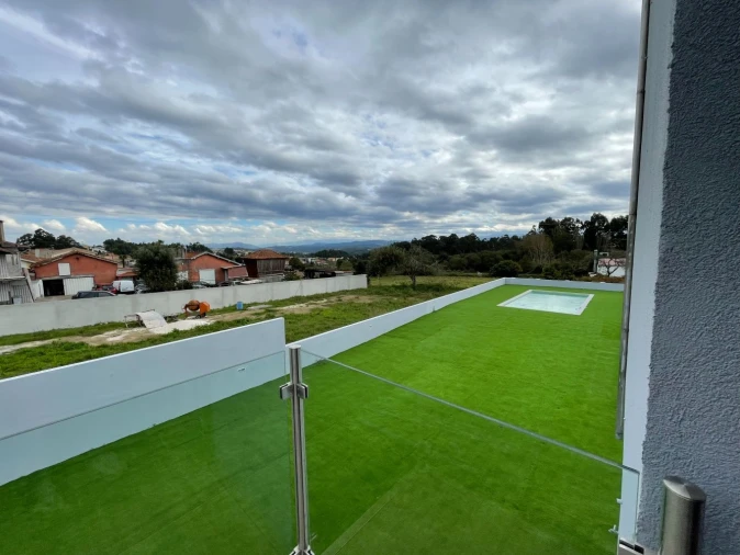 Moradia T3 para Venda em Argoncilhe Foto 35