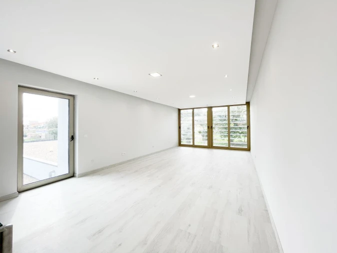 Moradia T3 para Venda em Argoncilhe Foto 47