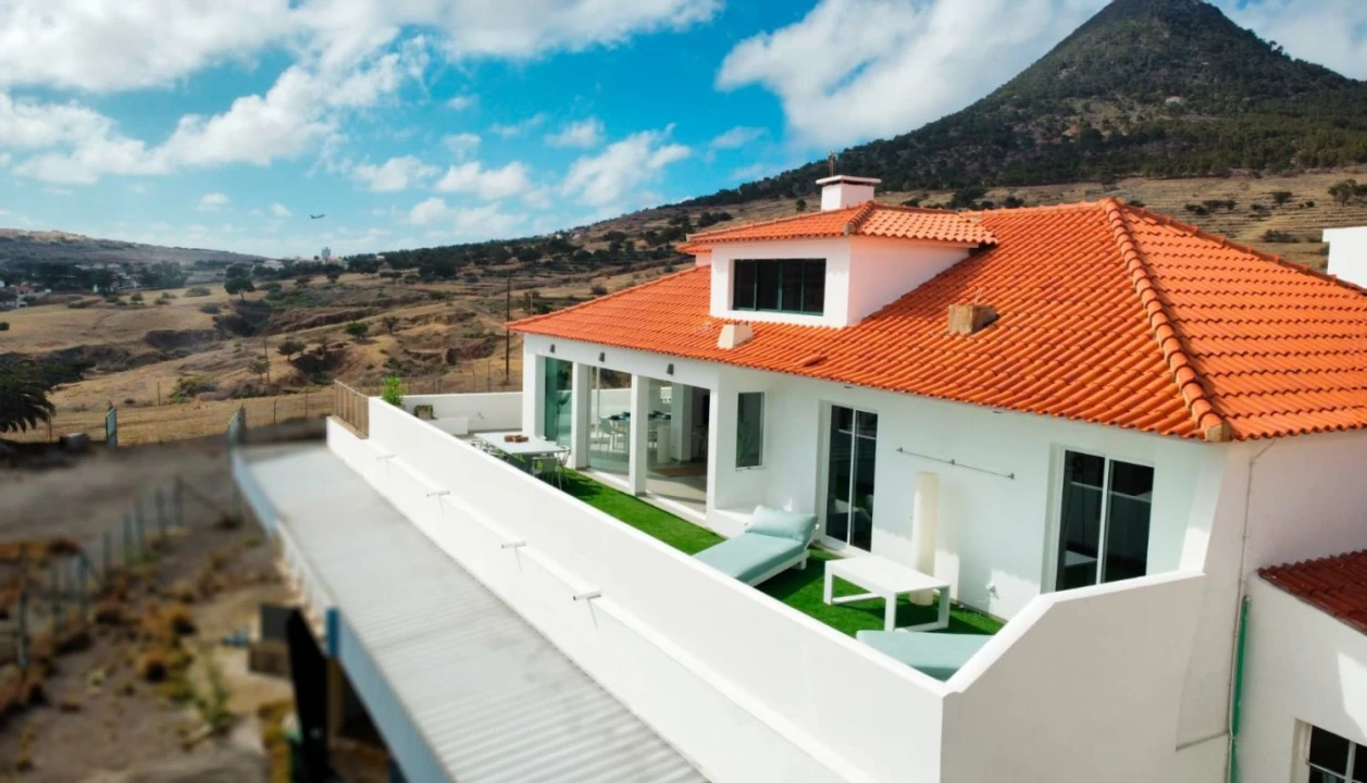 Apartamento T4 para Venda em Porto Santo Foto 1