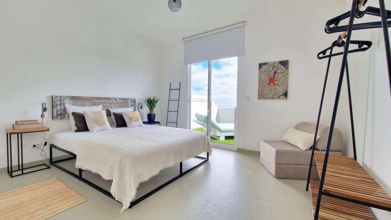 Apartamento T4 para Venda em Porto Santo Foto 32