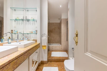 Apartamento T4 para Venda em Misericórdia