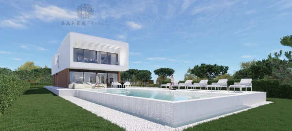 Moradia T4 para Venda em Quarteira