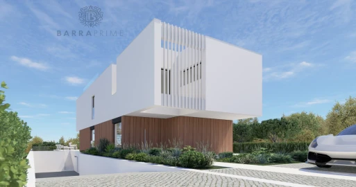 Moradia T4 para Venda em Quarteira