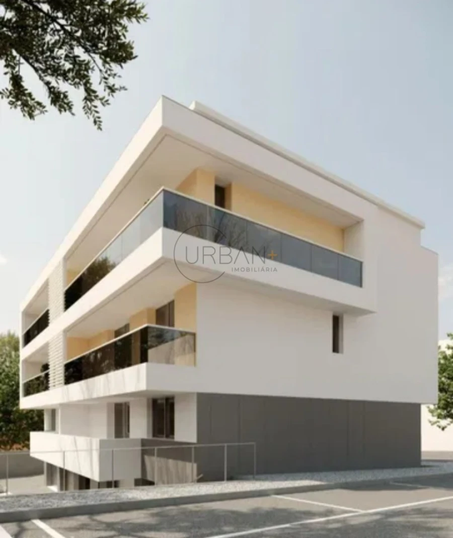 Apartamento T4 para Venda em Abraveses Foto 4