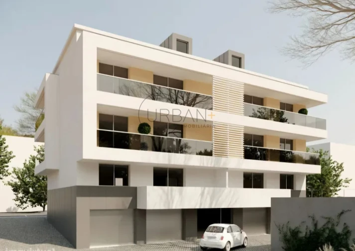 Apartamento T4 para Venda em Abraveses Foto 2