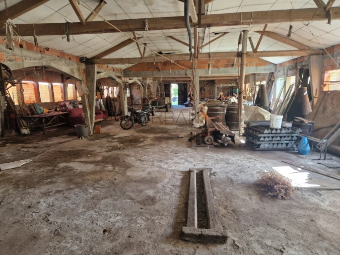 Armazém para Venda em Boa Aldeia, Farminhão e Torredeita Foto 7