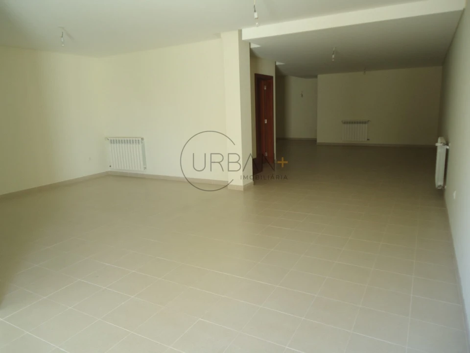 Moradia T3 para Venda em Repeses e São Salvador Foto 13