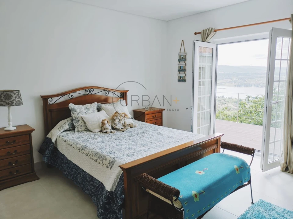 Moradia para Venda em Fonte Arcada e Escurquela Foto 5