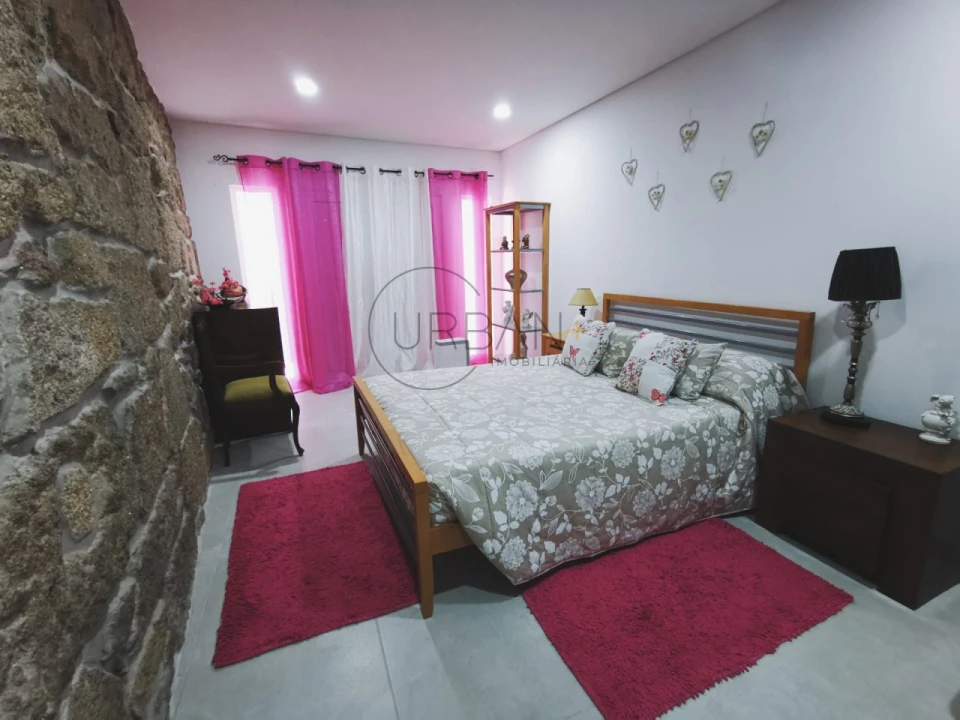 Moradia para Venda em Fonte Arcada e Escurquela Foto 9