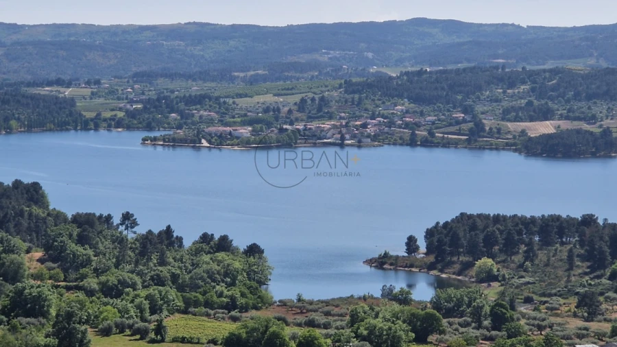 Moradia para Venda em Fonte Arcada e Escurquela Foto 7