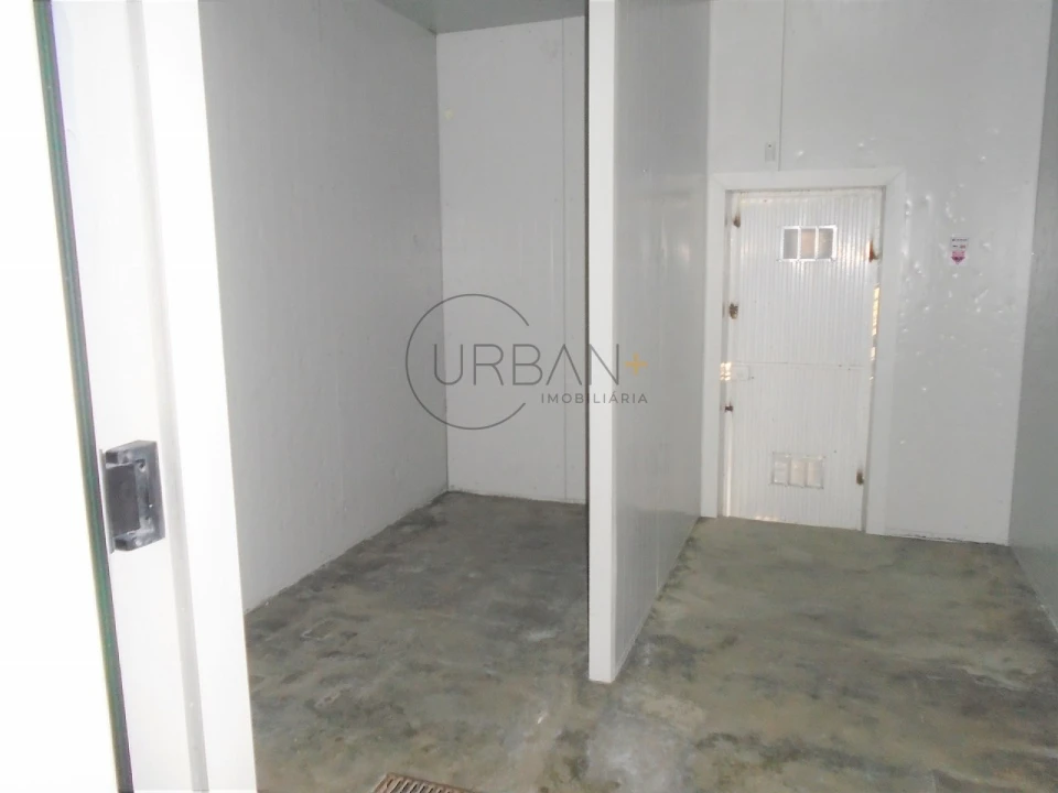 Armazém para Arrendamento em Abraveses Foto 11