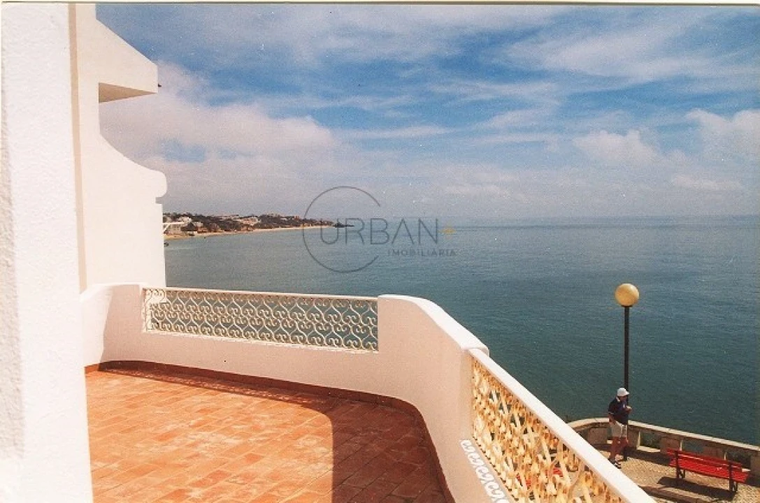 Moradia T4 para Venda em Albufeira e Olhos de Água Foto 4