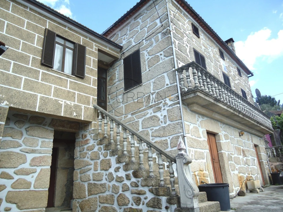 Quinta T6 para Venda em Tavares (Chãs, Várzea e Travanca) Foto 14