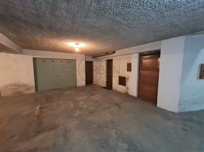 Armazém para Venda em Viseu Foto 1