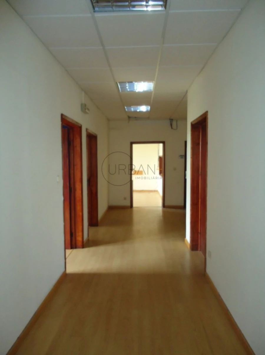 Armazém para Venda em Fragosela Foto 13