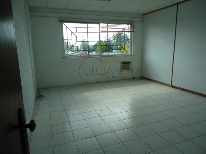 Armazém para Venda em Fragosela Foto 18