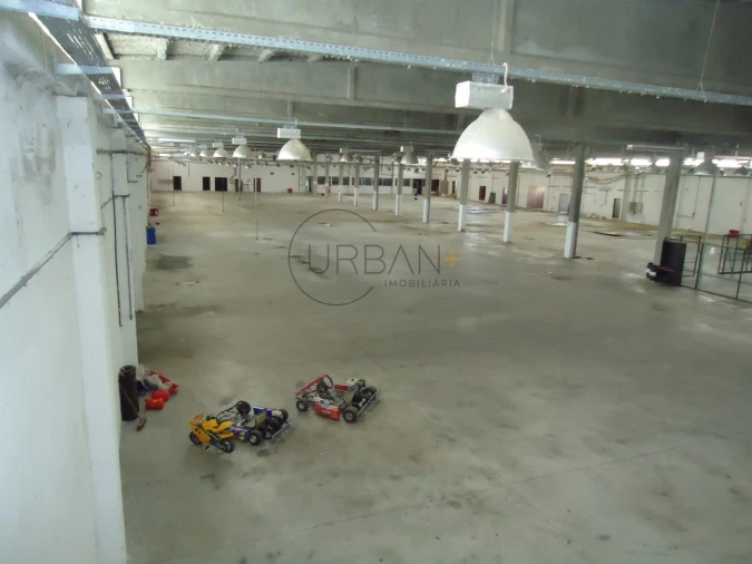 Armazém para Venda em Fragosela Foto 23