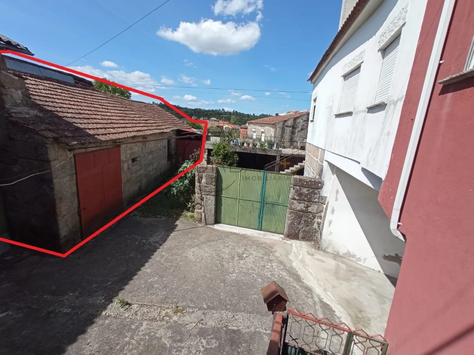 Moradia T2 para Venda em São João de Lourosa Foto 16