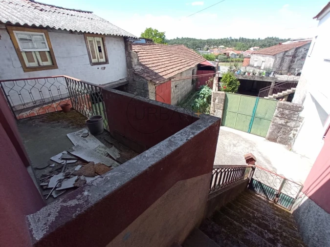 Moradia T2 para Venda em São João de Lourosa Foto 4